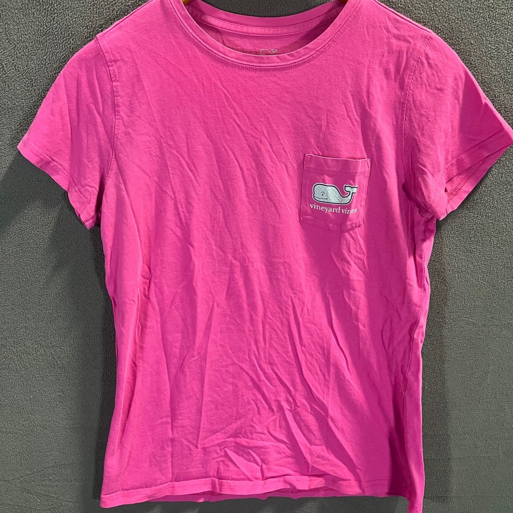 Vineyard Vines Womens XS Pink Patchwork Whale Graphic Pocket T-Shirt SS